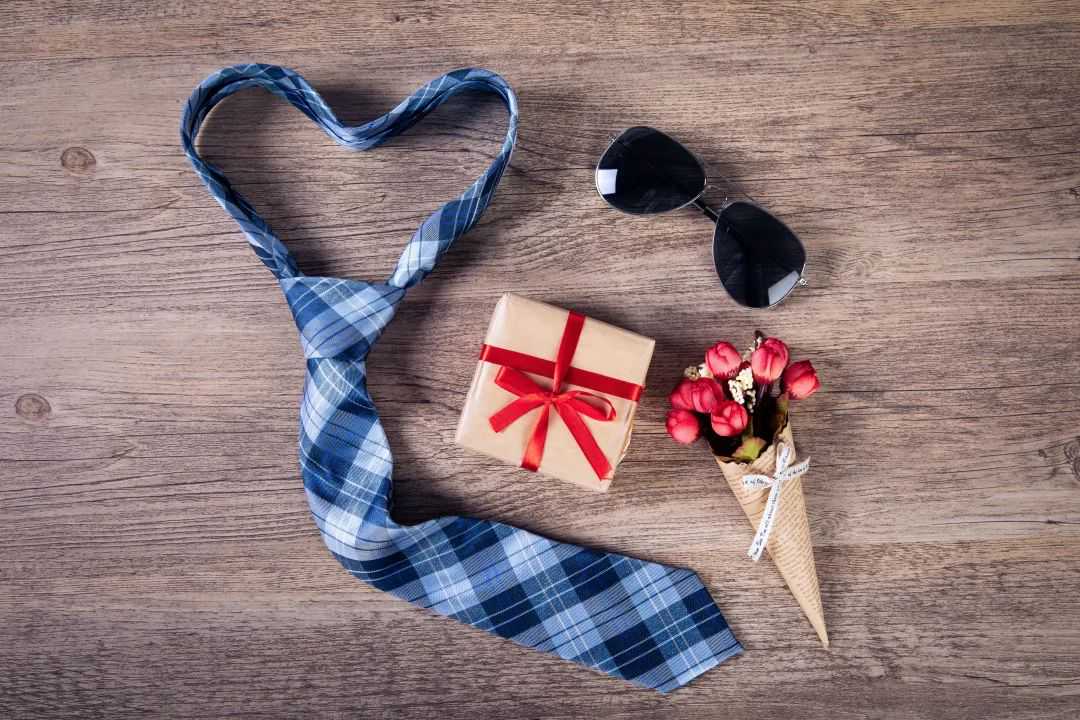 300元一个的义乌风扇帽,成TikTok父亲节爆款