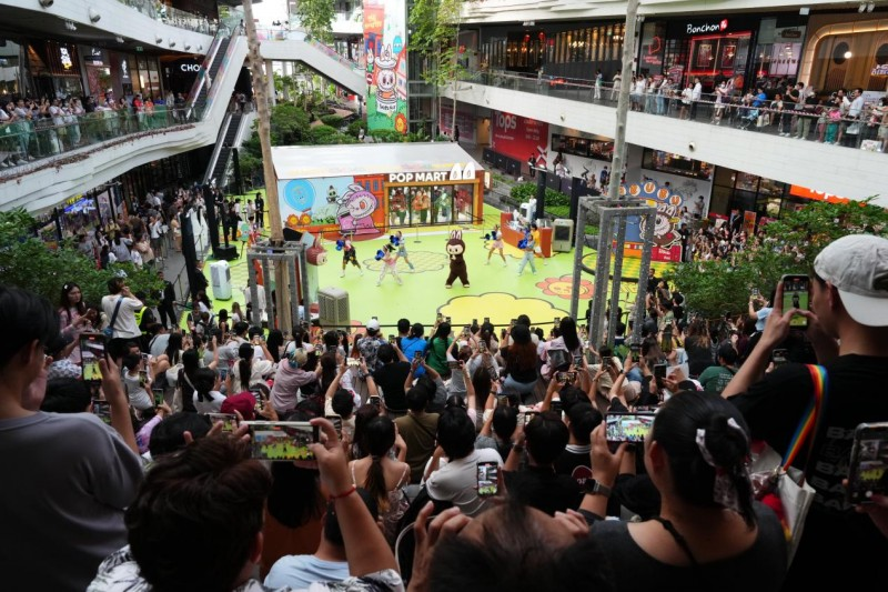 市值突破3000亿！泡泡玛特出海杀疯了......